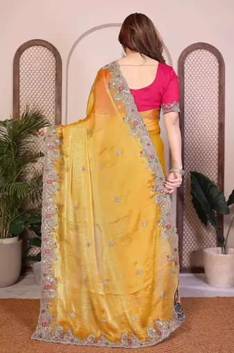 Yellow chiffon saree classy looks