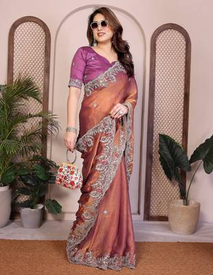 Gold chiffon saree classy looks 5
