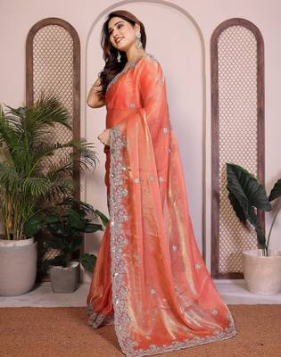 Orange chiffon saree classy looks 4