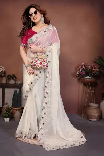 Cream chiffon saree classy looks