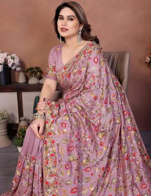 Pink vichitra silk blend embroidery work graceful partywear saree 3