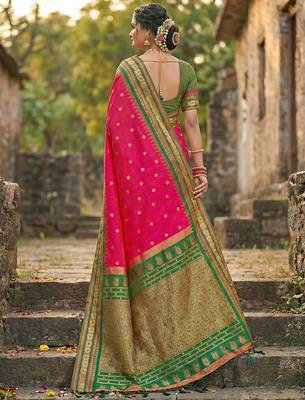 Pink soft silk blend woven graceful ethnic saree 2