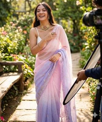 Pink-lavender twin padding pixel crush smart and sophisticated girlie saree 1