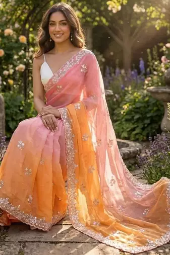 Pink-orange twin padding pixel crush smart and sophisticated girlie saree