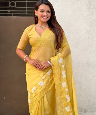 Yellow chanda kora silk blend beautful floral embroidery work ceremonial saree 3