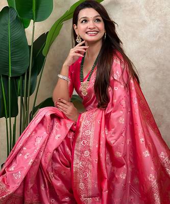 Baby pink faux banarasi silk blend woven zari meenakari jaal ethnic partywear saree 3