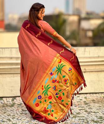 Coral soft silk blend woven deisgner partywear saree 2