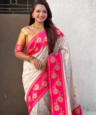 Cream woven lotus meenakari graceful ethnic saree 3
