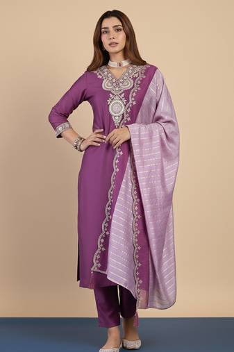 Purple women kurta pant dupatta set