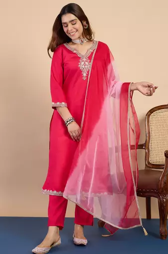 Pink women kurta pant dupatta set