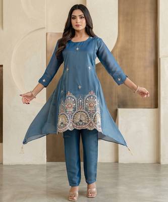 Stylish blue ethnic kurta set with heavy floral embroidery 1