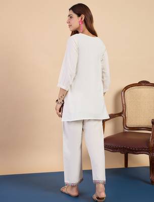 White women khadi cotton kurta pant set 2