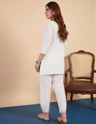 White women khadi cotton kurta pant set 2