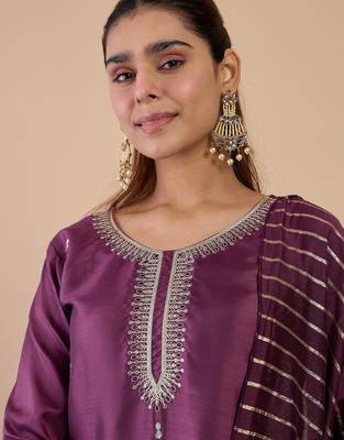 Magenta women kurta pant dupatta set 3