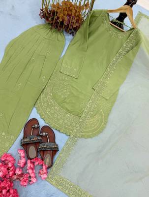 green color natural creap silk  fency party wear salwar suit 2