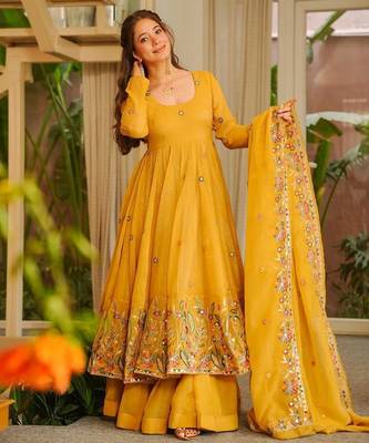 Yellow color crunchy silk fancy wedding wear plazo set 4
