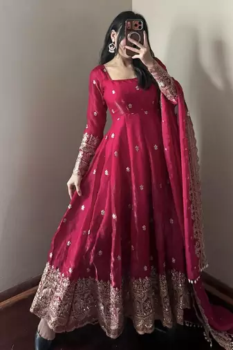 Heavy fendy silk embroidered sequince work wedding kurta set