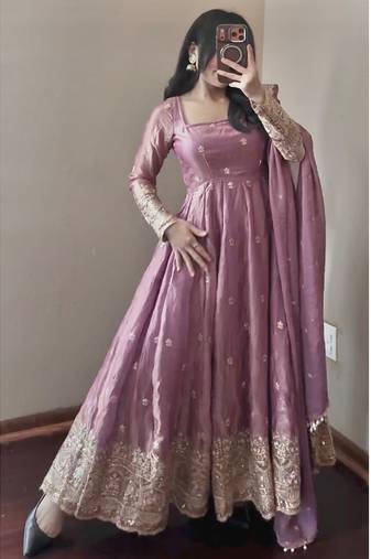 Heavy fendy silk embroidered sequince work wedding kurta set