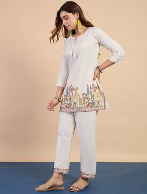 White women khadi cotton kurta pant set 2