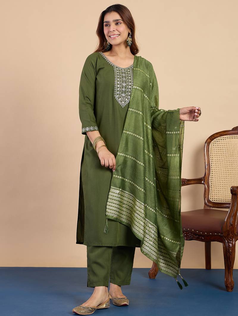Green women kurta pant dupatta set