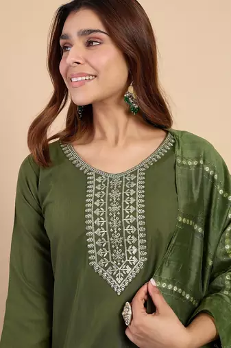 Green women kurta pant dupatta set
