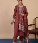 Brown women kurta pant dupatta set
