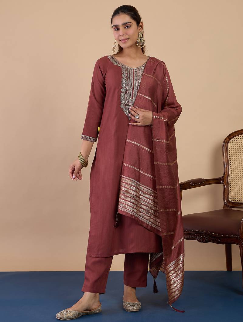 Brown women kurta pant dupatta set