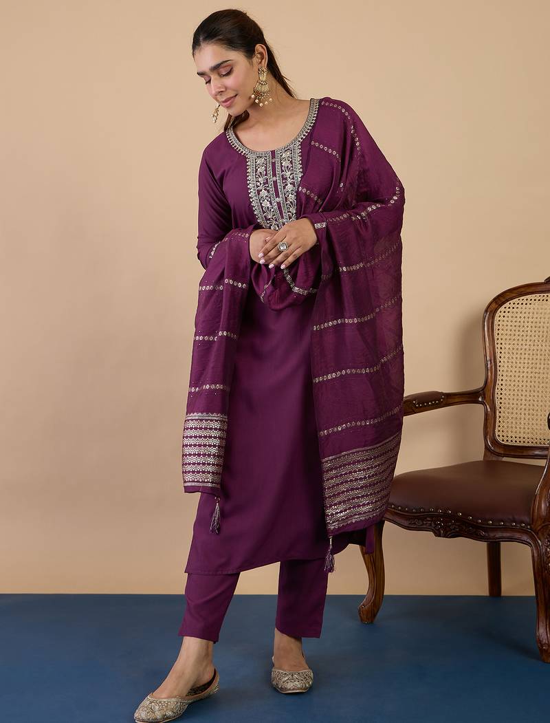 Purple women kurta pant dupatta set