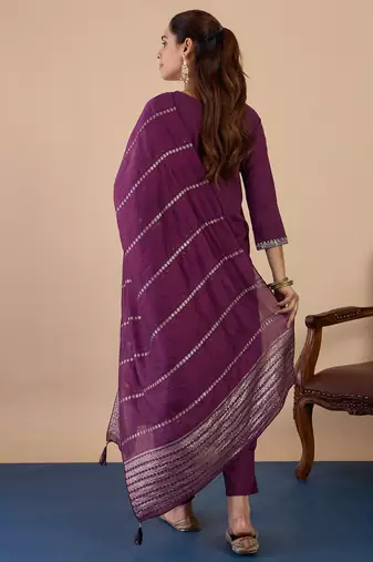 Purple women kurta pant dupatta set