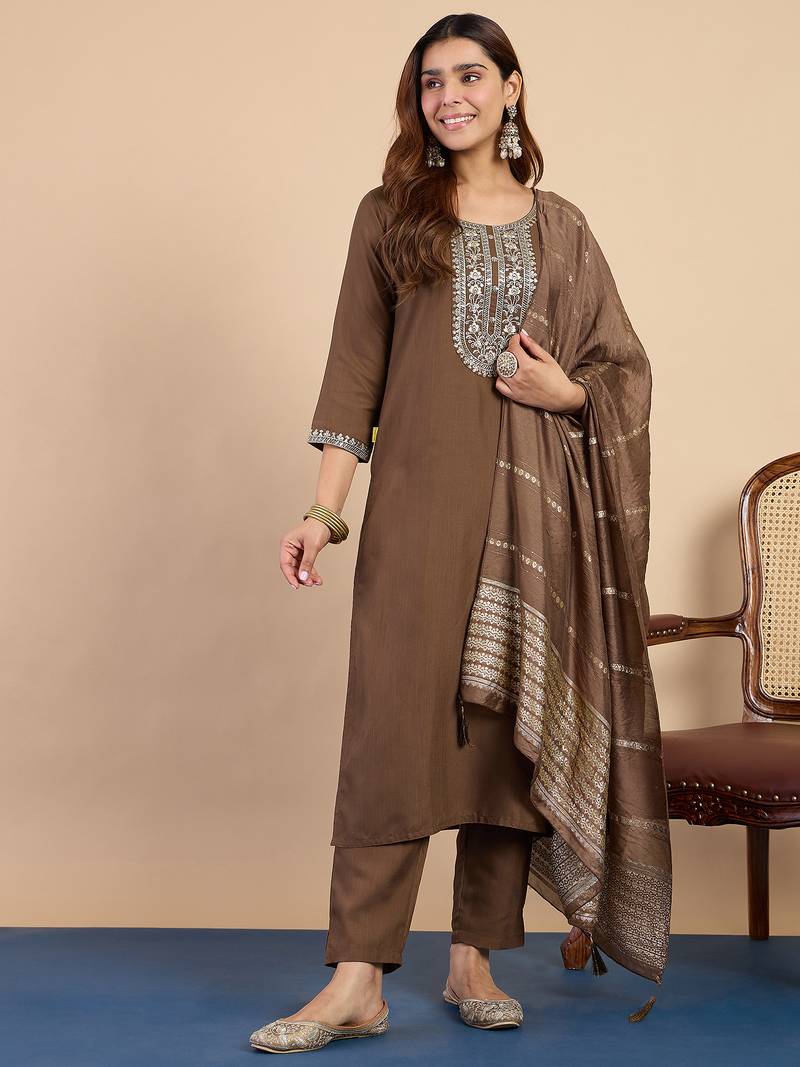 Brown women kurta pant dupatta set