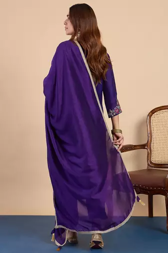 Purple women kurta pant dupatta set