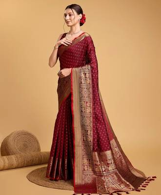 Maroon woven embellished self design silk blend banarasi saree with blouse 3