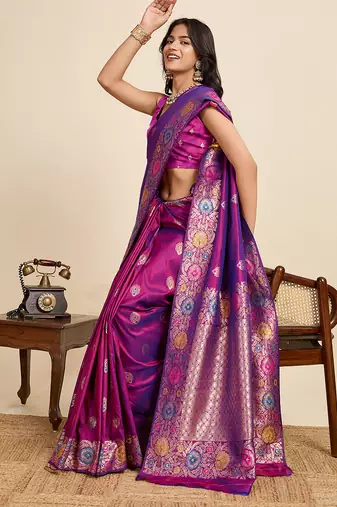 Magenta floral print woven pure jacquard banarasi saree with blouse