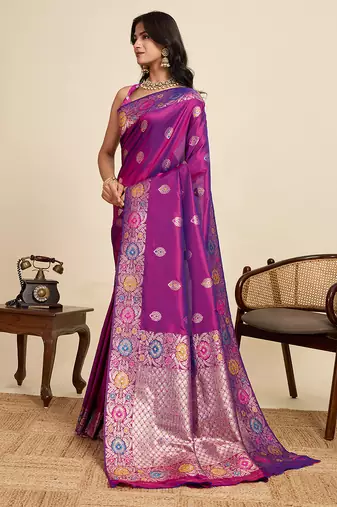Magenta floral print woven pure jacquard banarasi saree with blouse