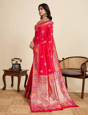 Pink floral print woven pure jacquard banarasi saree with blouse 3