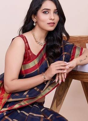 Navy blue woven checkered striped cotton silk kota doria saree with blouse 2