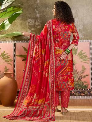 Rani printed kurta with trousers & dupatta set 2