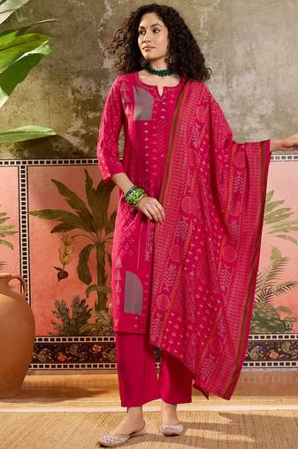 Rani printed kurta with trousers & dupatta set