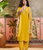 Mustrad plain kurta with trousers & dupatta set