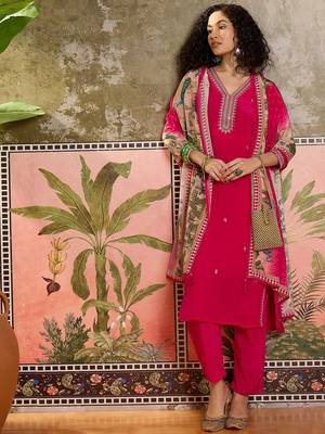 Rani plain kurta with trousers & dupatta set 4