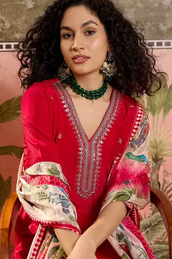 Red plain kurta with trousers & dupatta set