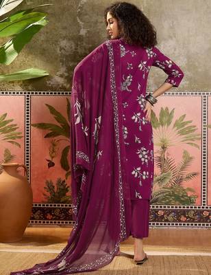 Wine printed kurta with trousers & dupatta set 2