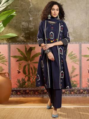 Blue printed kurta with trousers & dupatta set 1