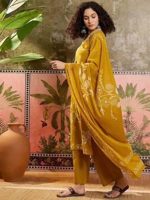 Mustard printed kurta with trousers & dupatta set 3