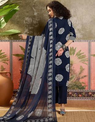 Blue printed kurta with trousers & dupatta set 2