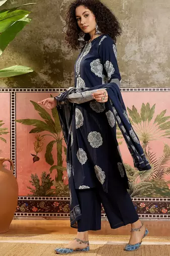 Blue printed kurta with trousers & dupatta set