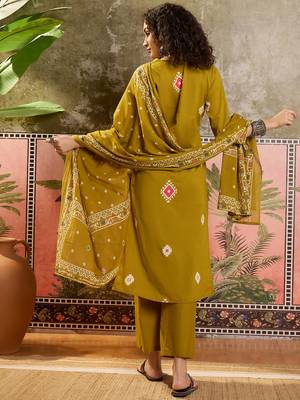 Mustard printed kurta with trousers & dupatta set 2