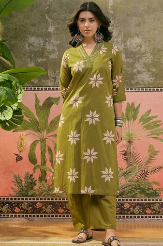 Green  printed kurta with trousers & dupatta set