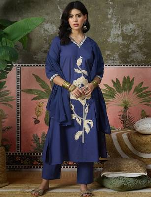 Blue  plain kurta with trousers & dupatta set 3