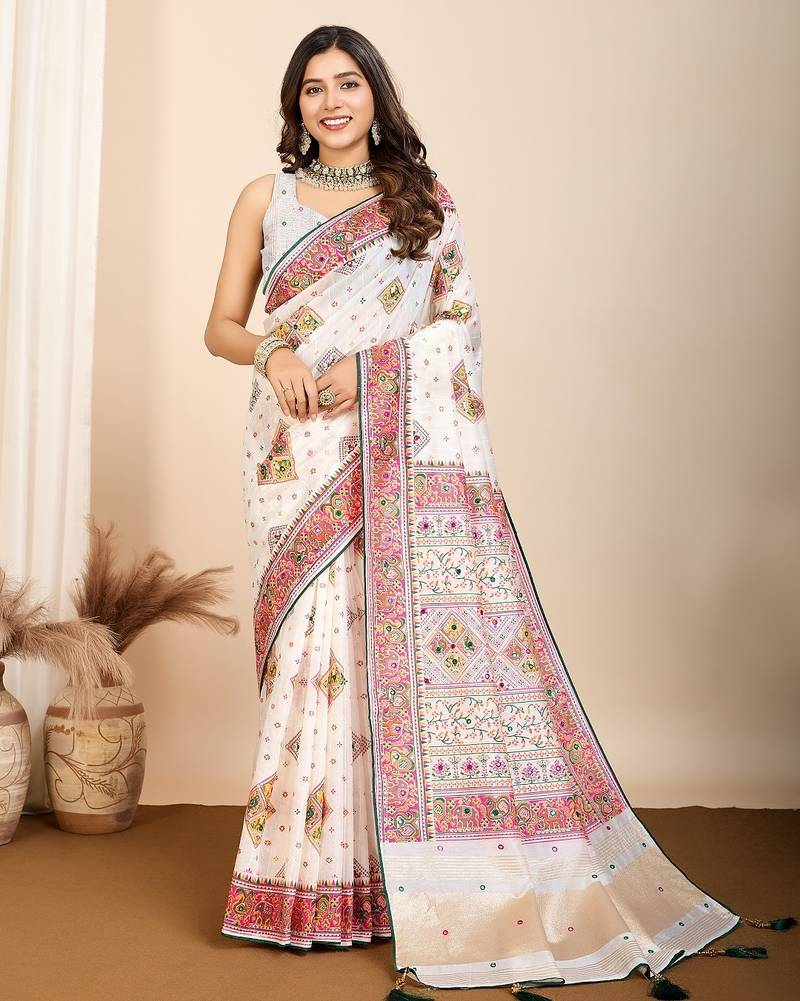 White printed woven cotton silk kalamkari saree with blouse